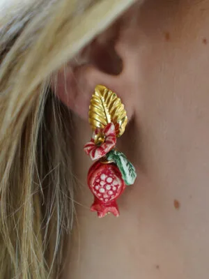 Orecchini a perno con melagrane piccole